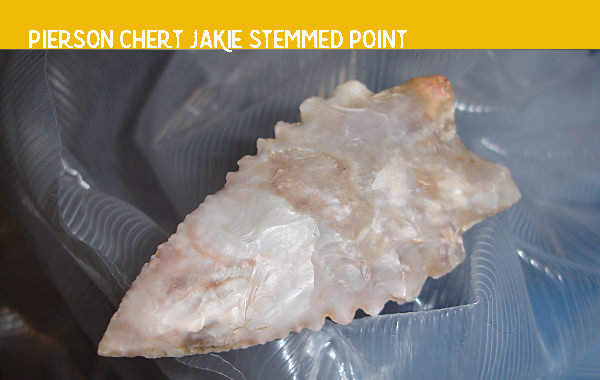 Jakie point made of Pierson chert