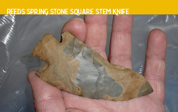 Knife made of Reeds Spring Chert